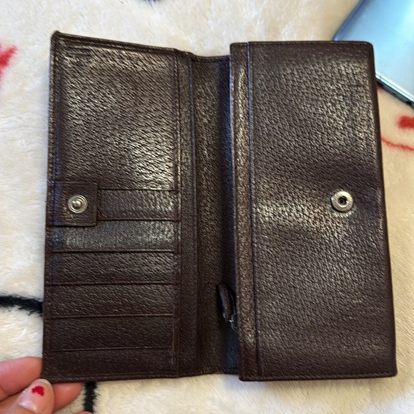 Gucci Wallet - Picture 12 of 15